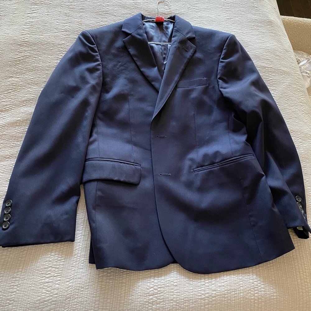 Navy Men’s suit Pronto Uomo. Worn once - dry cleaned right after